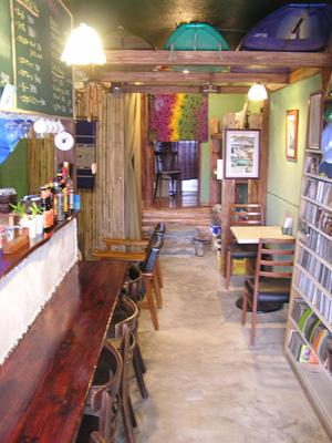 1176095869_padmacafe