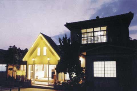 1209979924_ibaraki-putihouseatorie